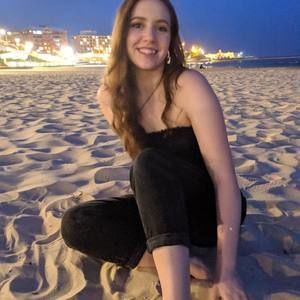 Meet your Posher, Michaela